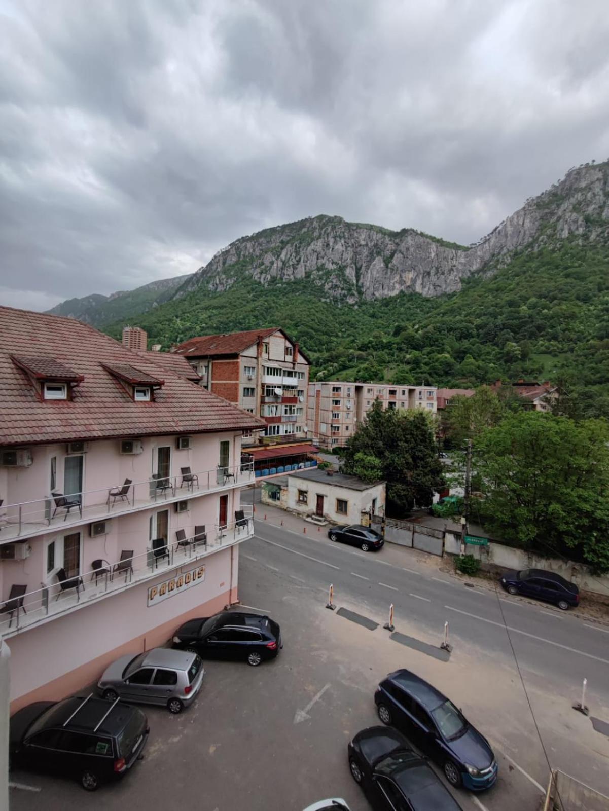 Pensiunea Paradis Baile Herculane Exterior photo